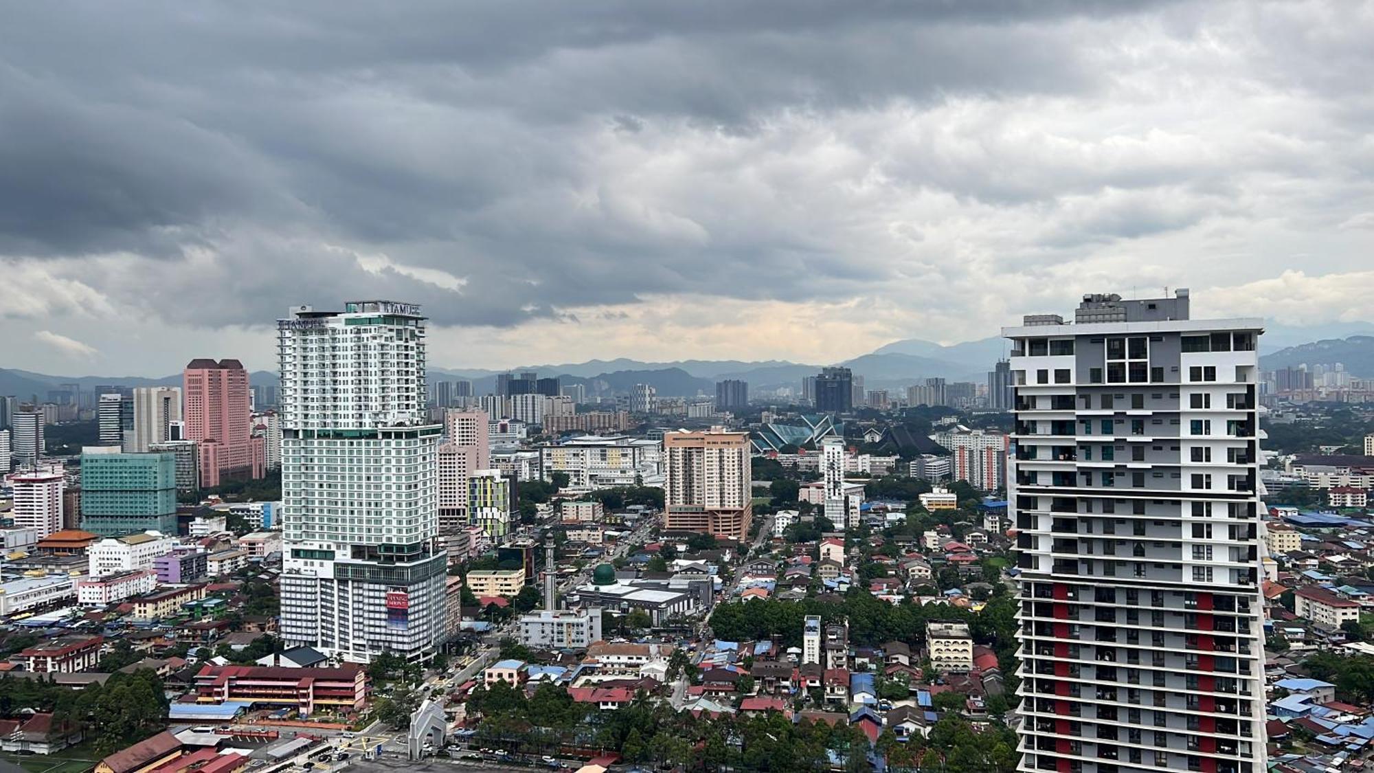 Mercu Summer Suites Klcc By Sweet Home Kuala Lumpur Exteriér fotografie